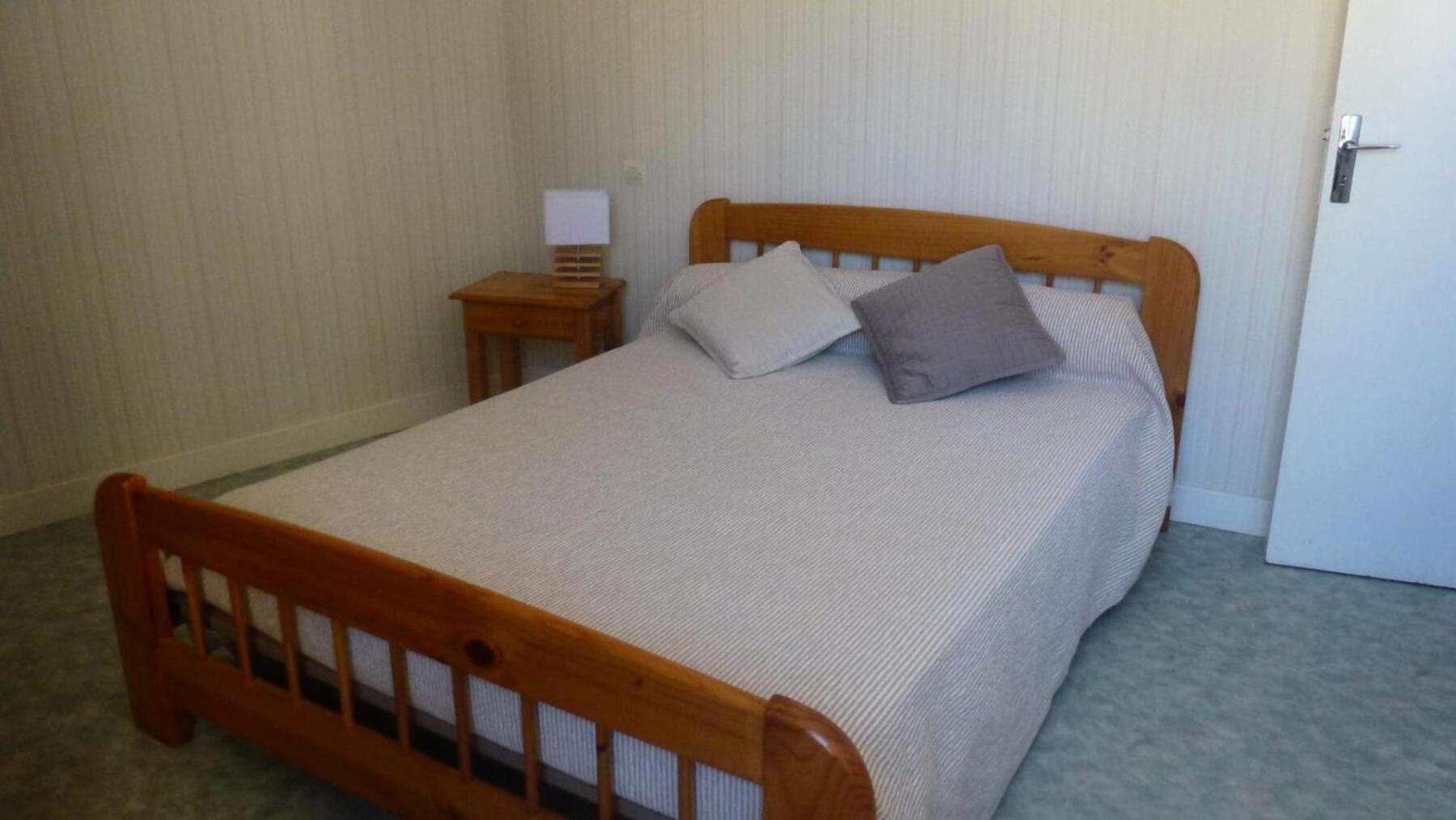 Gite De France A Curemonte 2 Epis - Gite De France 4 Personnes Mae-0004 Ngoại thất bức ảnh